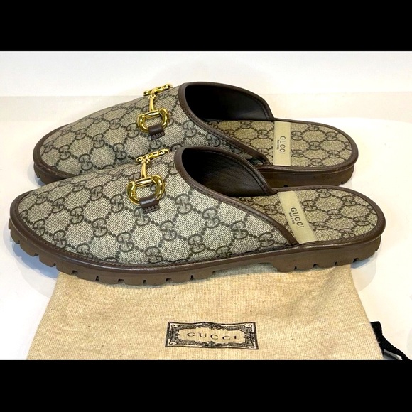 $990 Gucci monogram horsebit sandals - Picture 4 of 12